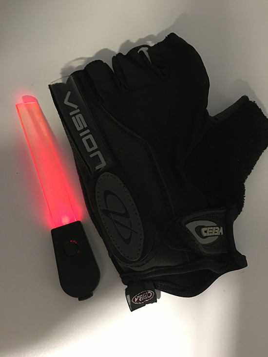 Chiba Vision gloves