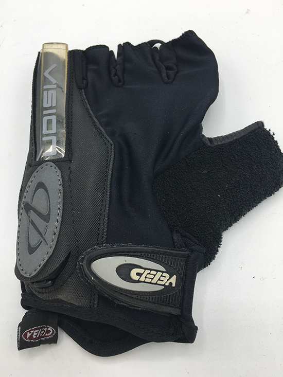Chiba Glove