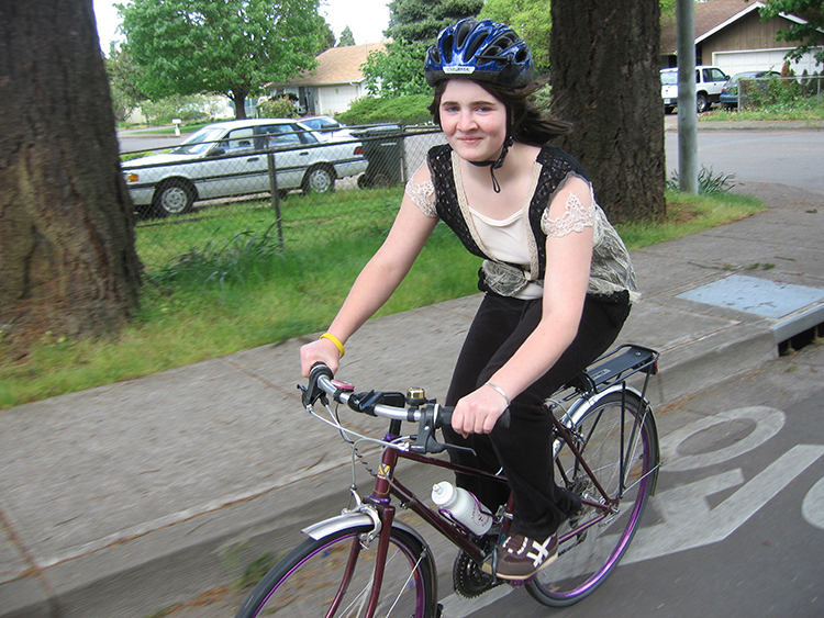 Lizzie on Nishiki bike