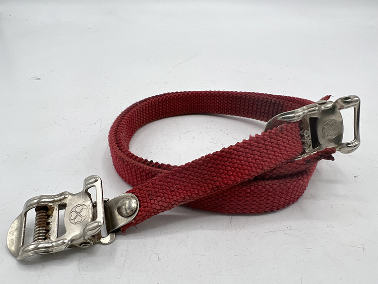 Red woven toe straps