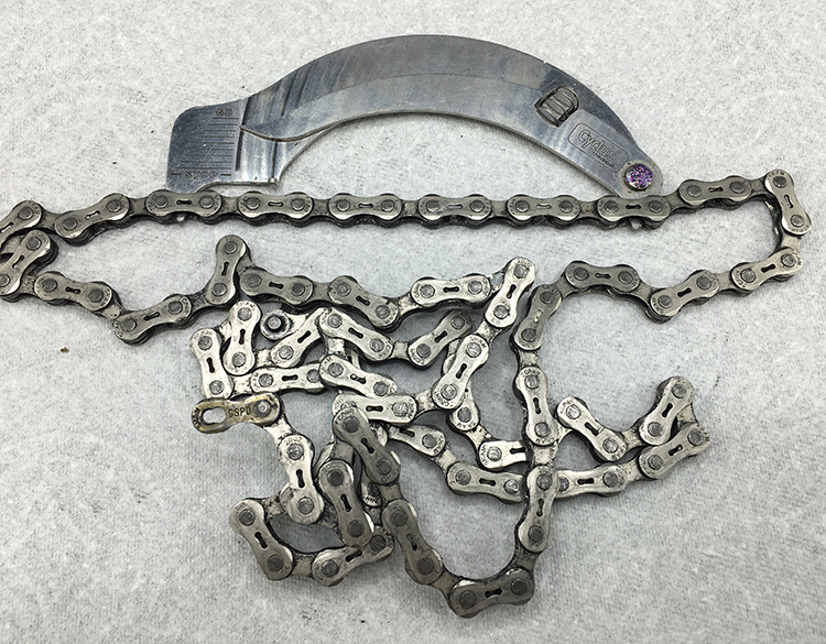 SRAM chain