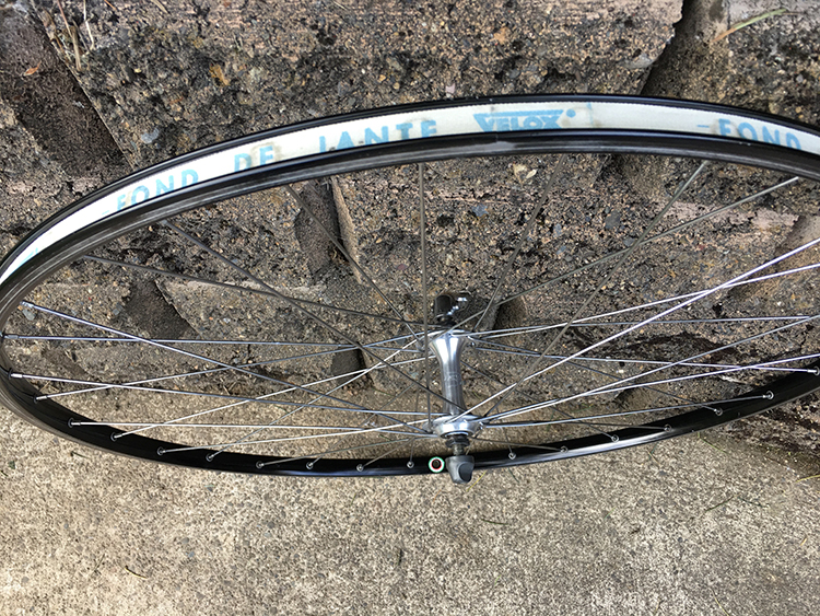 Campagnolo Mirage front wheel