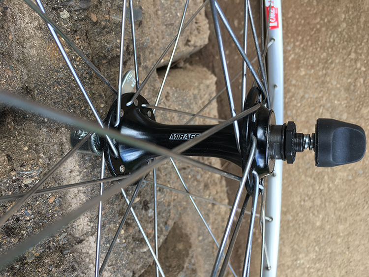 Campagnolo Mirage front hub