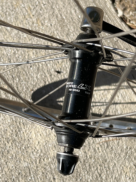 Shimano Deore LX front hub