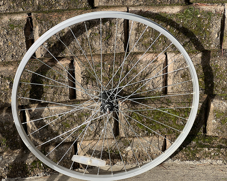 Steel hub wheel
