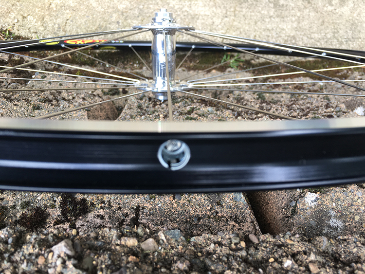 White Industries front wheel